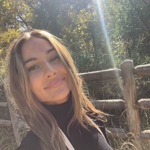 Meet your Posher, Hela